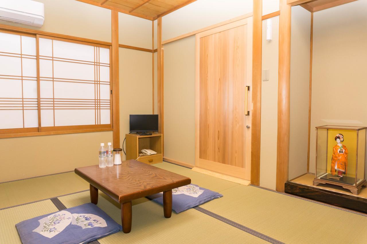 Ryokan Hinomoto Kyoto Kawaramachi ภายนอก รูปภาพ