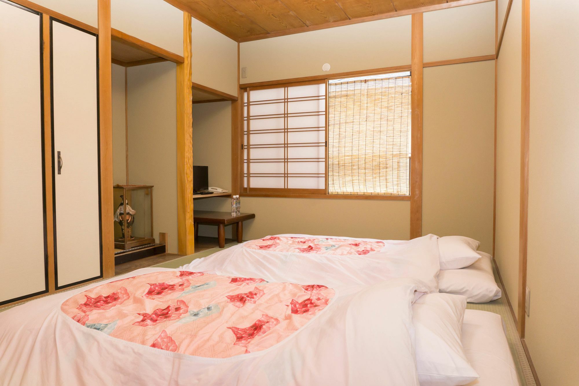 Ryokan Hinomoto Kyoto Kawaramachi ภายนอก รูปภาพ